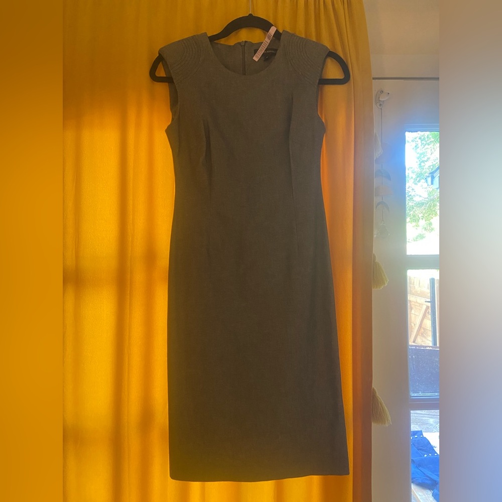 Banana republic grey A line dress with shoulder detail sz 0